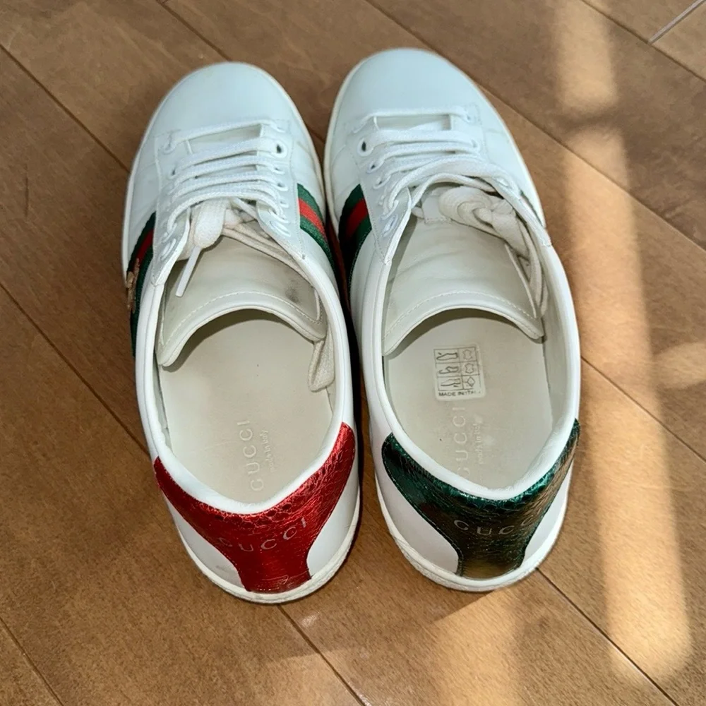 ❤️❤️Gucci Ace sneakers- size 7. Offers welcomed!!!!!❤️❤️ - Picture 11 of 14